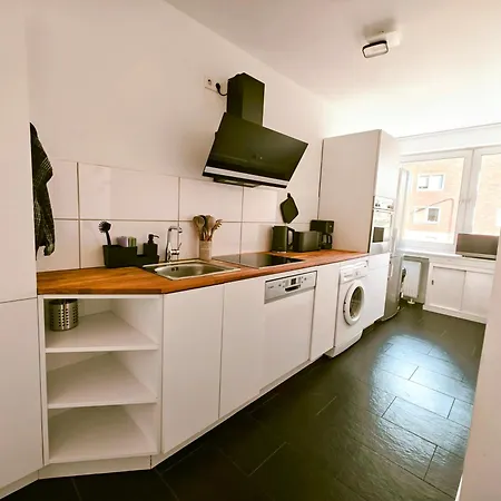 公寓 3 Downtown Bilk *